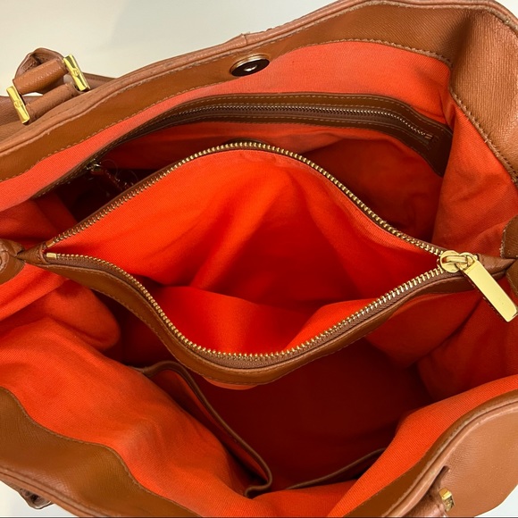 Tory Burch Robinson Brown Leather Large Tote Bag - Picture 14 of 16